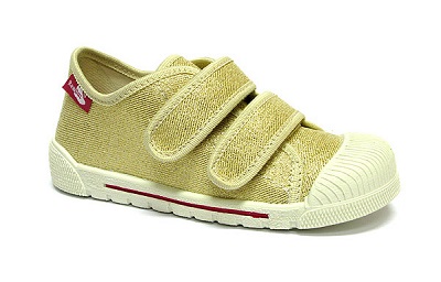 Girls gold glitter shoes 